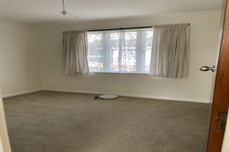 Photo of property in 98 Oakdale Road, Mount Roskill, Auckland, 1041