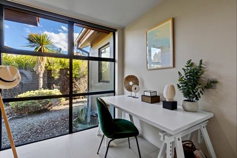 Photo of property in 1 Reading Court, Jacks Point, Queenstown, 9371