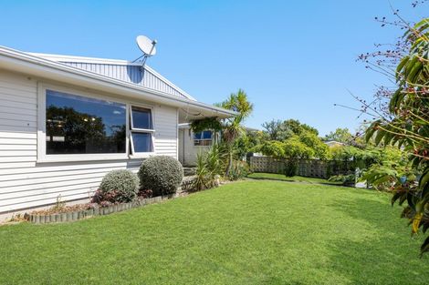 Photo of property in 5 Phillips Place, Havelock North, 4130