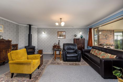 Photo of property in 151 Garlands Road, Waimate, 7979