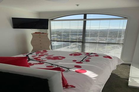 Photo of property in The Rennaissance, 16i/18 Ronwood Avenue, Manukau, Auckland, 2104