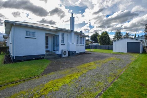 Photo of property in 132 Pembroke Street, Carterton, 5713