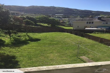 Photo of property in 37 Tremewan Street, Tawa, Wellington, 5028