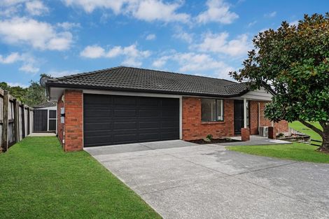 Photo of property in 31 Misty Valley Drive, Henderson, Auckland, 0612