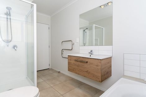 Photo of property in 78 Bert Wall Drive, Omokoroa, 3114