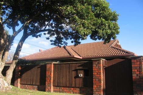 Photo of property in 30a Vincent Street, Waterloo, Lower Hutt, 5011