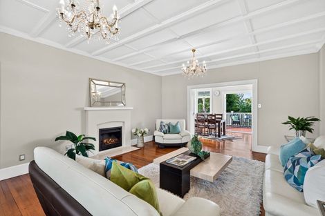 Photo of property in 207 Hurstmere Road, Takapuna, Auckland, 0622