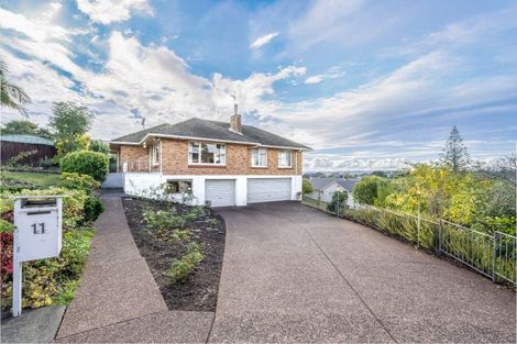 Photo of property in 11 Walter Macdonald Street, Howick, Auckland, 2014