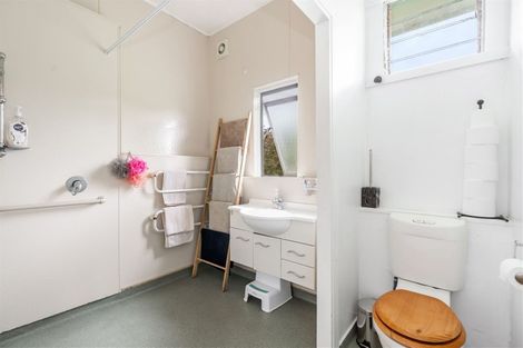 Photo of property in 77 Pataua Road North, Whareora, Whangarei, 0175