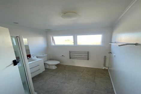 Photo of property in 2/58 Amaru Road, One Tree Hill, Auckland, 1061