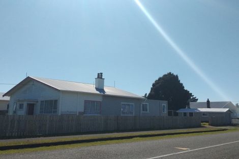 Photo of property in 56 Egmont Street, Kaponga, Hawera, 4679