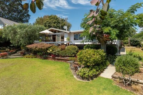 Photo of property in 25 Linklater Avenue, Bellevue, Tauranga, 3110