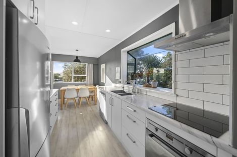 Photo of property in 172 Orangi Kaupapa Road, Northland, Wellington, 6012