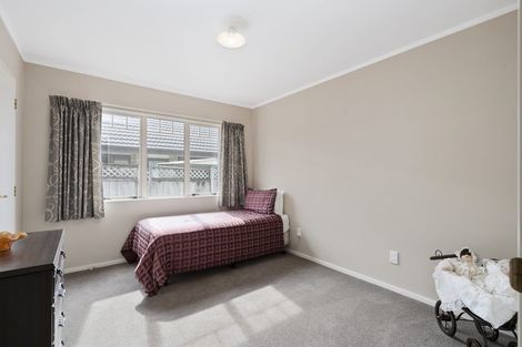Photo of property in 12 Washington Parade, Milson, Palmerston North, 4414