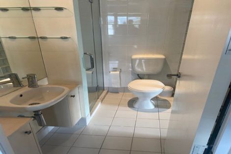 Photo of property in 2/1 Hay Street, Oriental Bay, Wellington, 6011