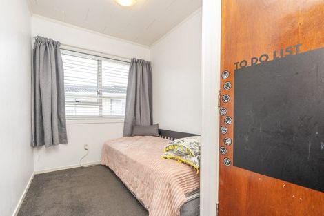 Photo of property in 2/6 Snead Place, Hamilton East, Hamilton, 3216