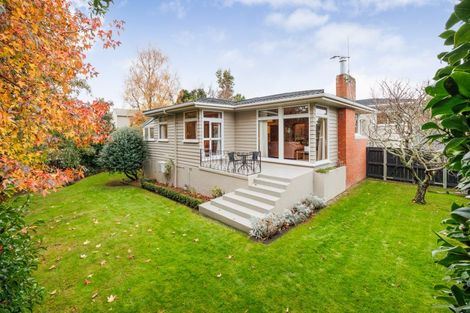 Photo of property in 69 Jickell Street, Hokowhitu, Palmerston North, 4410