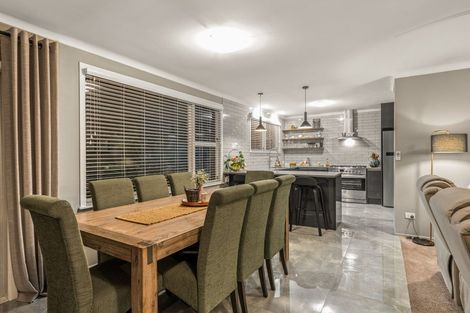 Photo of property in 216 Welcome Bay Road, Welcome Bay, Tauranga, 3112