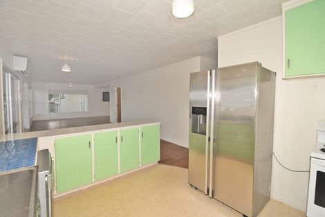 Photo of property in 9 Kendale Drive, Leigh, 0985