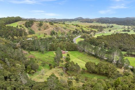 Photo of property in 1042 Ngunguru Road, Kiripaka, Whangarei, 0173