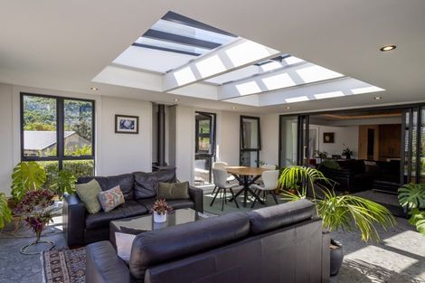 Photo of property in 15 Bracken Street, Arrowtown, 9302