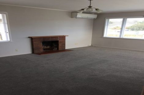 Photo of property in 22 Gossamer Drive, Pakuranga Heights, Auckland, 2010