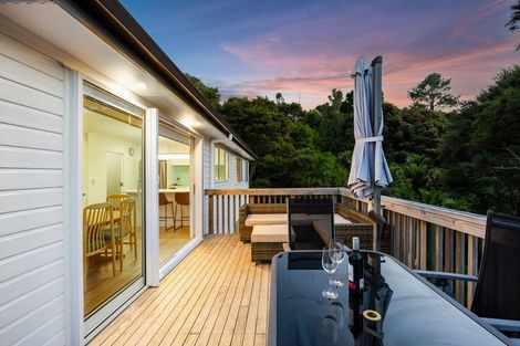 Photo of property in 339a Glenvar Road, Long Bay, Auckland, 0630