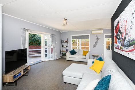 Photo of property in 12 Saturn Crescent, Milson, Palmerston North, 4414