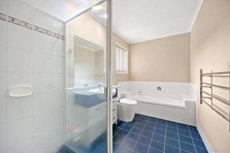 Photo of property in 100 Nautilus Drive, Gulf Harbour, Whangaparaoa, 0930