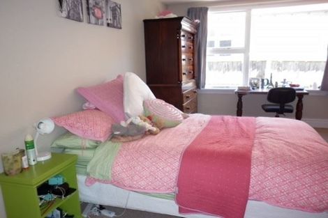 Photo of property in 100 Innes Road, St Albans, Christchurch, 8052