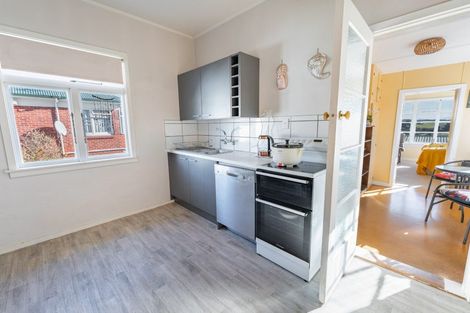 Photo of property in 39 Saint George Street, Watlington, Timaru, 7910