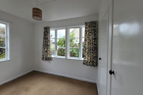 Photo of property in 3 Bryant Grove, Taita, Lower Hutt, 5011