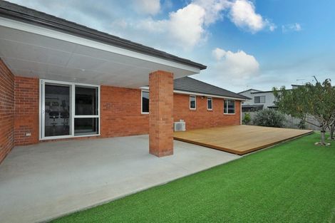 Photo of property in 31 Paso Fino Crescent, Karaka, Papakura, 2113