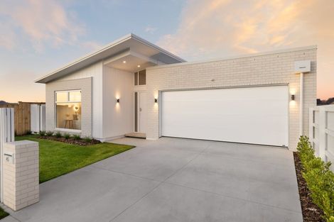 Photo of property in 45 Tangaroa Street, Cambridge, 3434