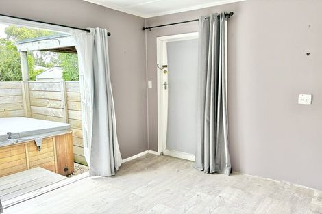 Photo of property in 25 Carruthers Street, Otane, 4202