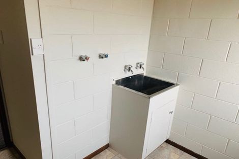 Photo of property in 1/181 Macandrew Road, South Dunedin, Dunedin, 9012