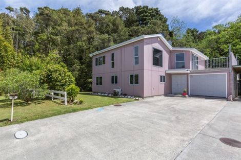 Photo of property in 15 Tohitapu Road, Paihia, 0200
