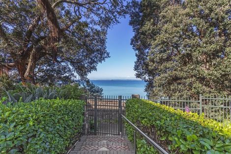 Photo of property in Mon Desir Apartments, 5/175g Hurstmere Road, Takapuna, Auckland, 0622