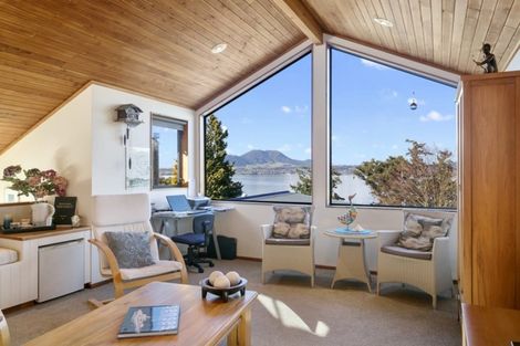 Photo of property in 22 Ewing Grove, Acacia Bay, Taupo, 3330
