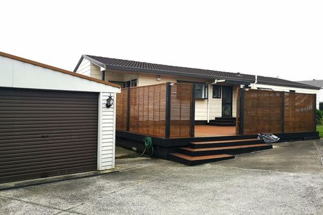 Photo of property in 12 Leven Lane, Totara Heights, Auckland, 2105