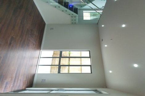 Photo of property in 87d Sturges Road, Henderson, Auckland, 0612