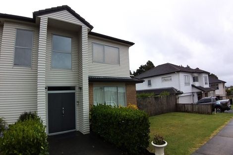 Photo of property in 1 Portofina Place, Flat Bush, Auckland, 2019