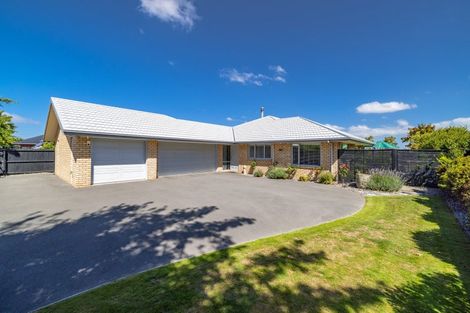 Photo of property in 15 Cairnbrae Drive, Prebbleton, 7604