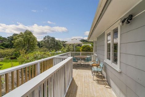 Photo of property in 4 Riverview Road, Cooks Beach, Whitianga, 3591