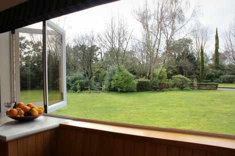 Photo of property in 64 Richmond Road, Carterton, 5713