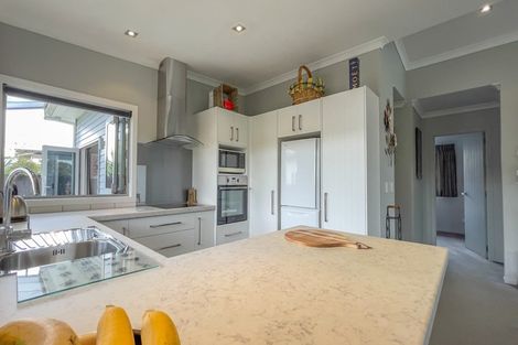 Photo of property in 62 Pipiroa Road, Ngatea, 3503