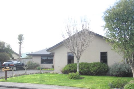 Photo of property in 16 Fencourt Place, Rototuna North, Hamilton, 3210