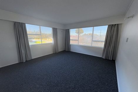 Photo of property in 10 Kashmir Avenue, Clouston Park, Upper Hutt, 5018