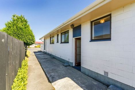 Photo of property in 1/220 Waimairi Road, Ilam, Christchurch, 8041