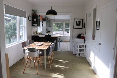 Photo of property in 52 Happy Valley Road, Owhiro Bay, Wellington, 6023